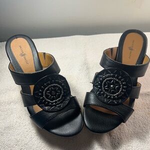 Kenneth Cole Black Women's Sandals